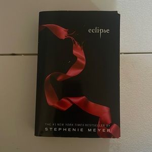 Eclipse by Stephenie Meyer